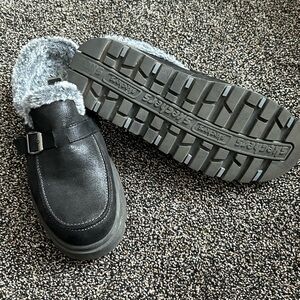 Skechers fur lined clogs/ priced as each